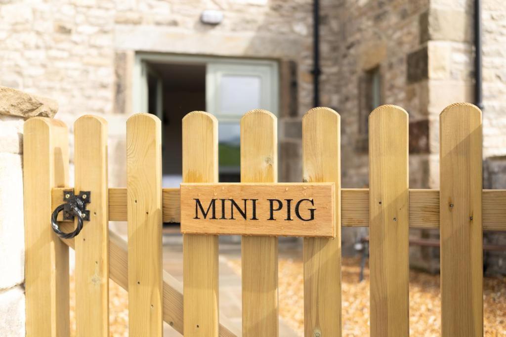 The Blind Bull Little Hucklow Exterior foto